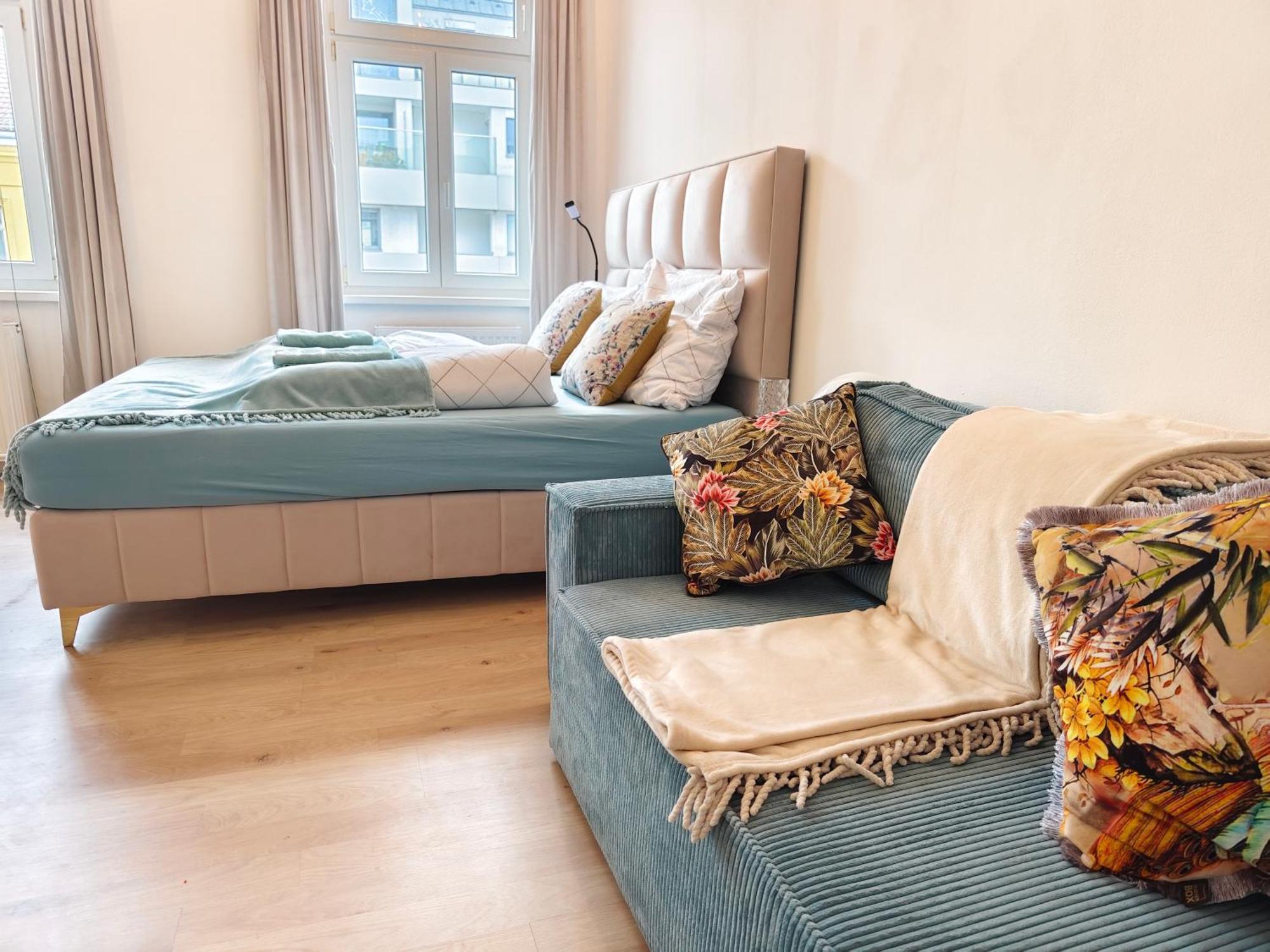 The Mint Apartment - Schoenbrunn Palace فيينا المظهر الخارجي الصورة